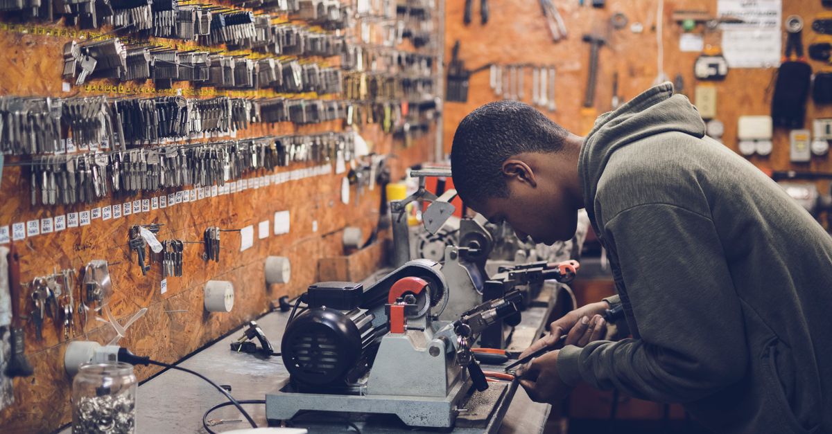 key maker professional — Bay Terrace Locksmith
